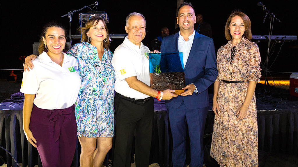 Holiday Inn Resort commemorates 50 years of operating in Aruba