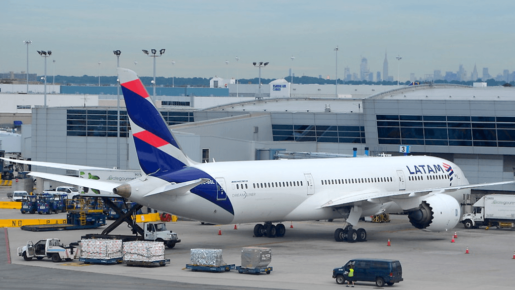 LATAM Airlines reaches 20% of its operating capacity in September