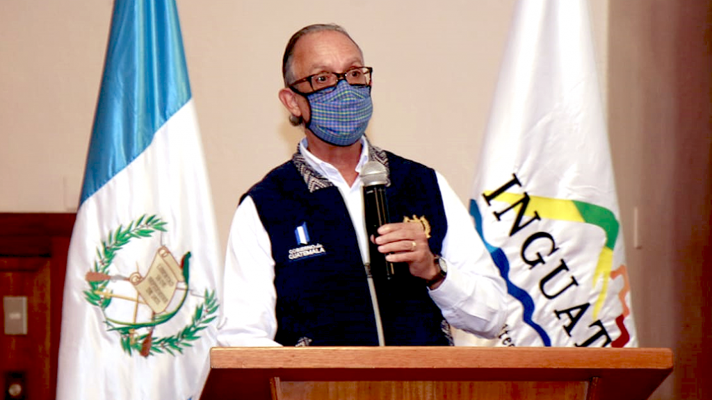 INGUAT delivers biosecurity seal in Quetzaltenango and Sololá