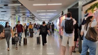 6,7 milhões de viajantes passarão por aeroportos brasileiros neste final de ano