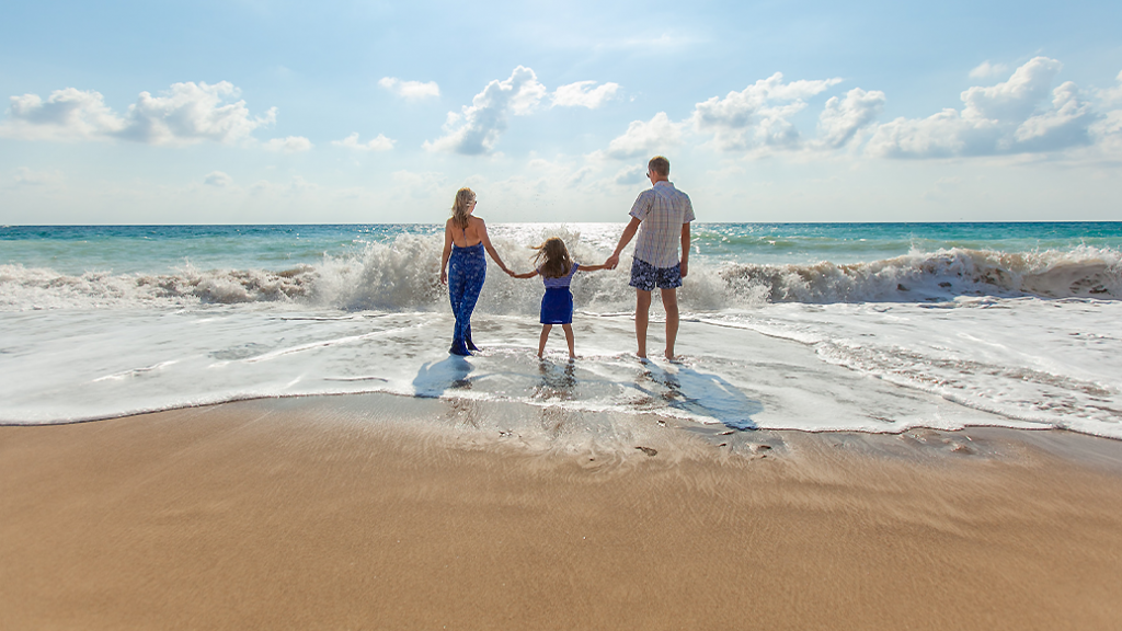 New study reveals that tourists prefer resorts and family travel