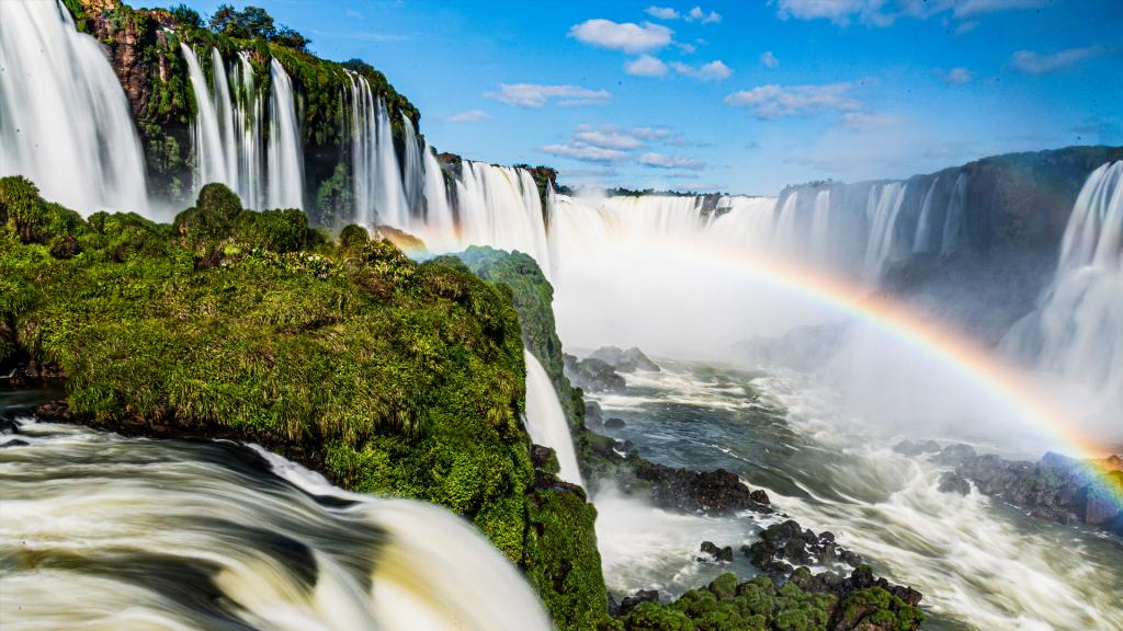 Iguaçú National Park received almost 11,000 foreign tourists at Easter