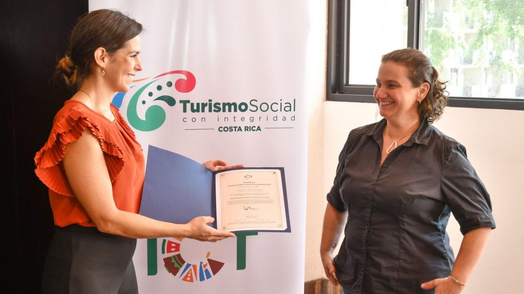 Costa Rican companies are committed to social tourism