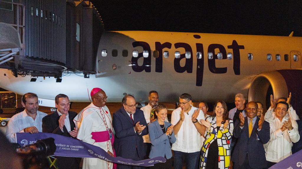 Arajet inaugurates a new route between Santo Domingo and Kingston